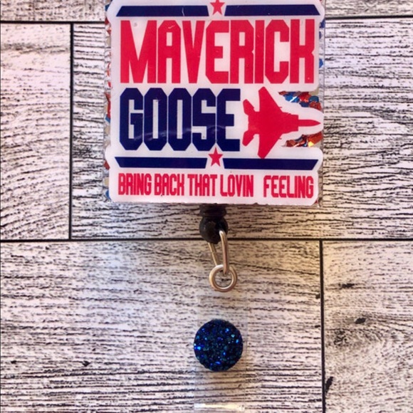 Maverick Goose Badge Reel - Picture 2 of 4